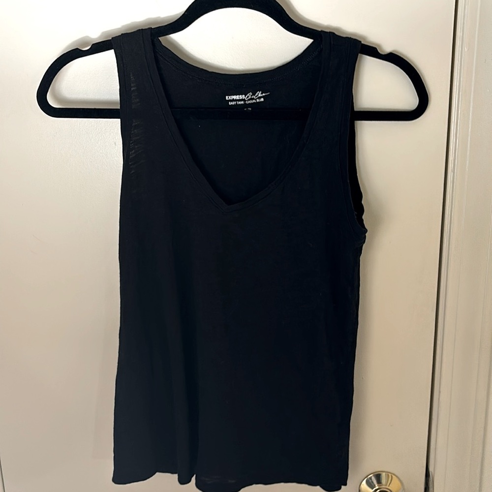 Black express sleeveless top. Size: XS